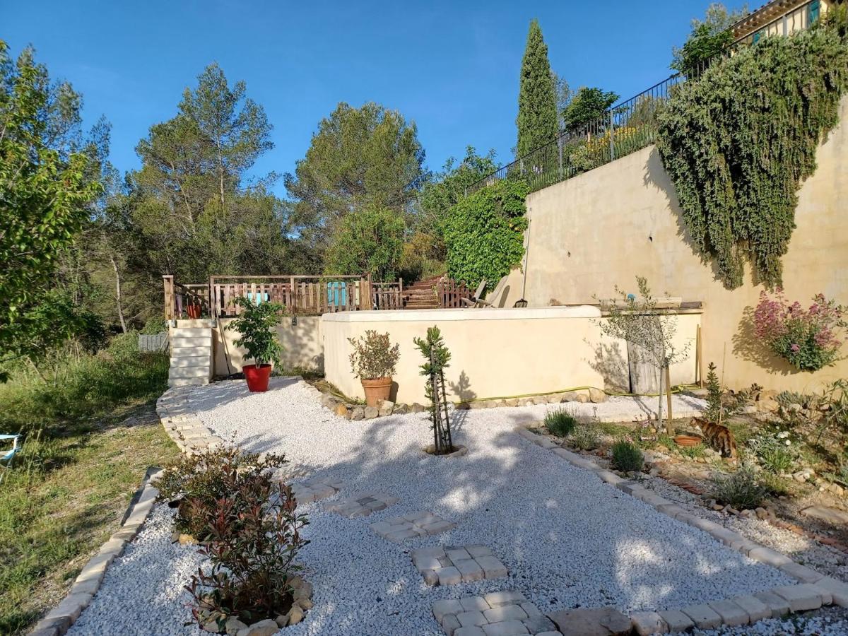 Une Chambre En Provence Correns Exterior photo