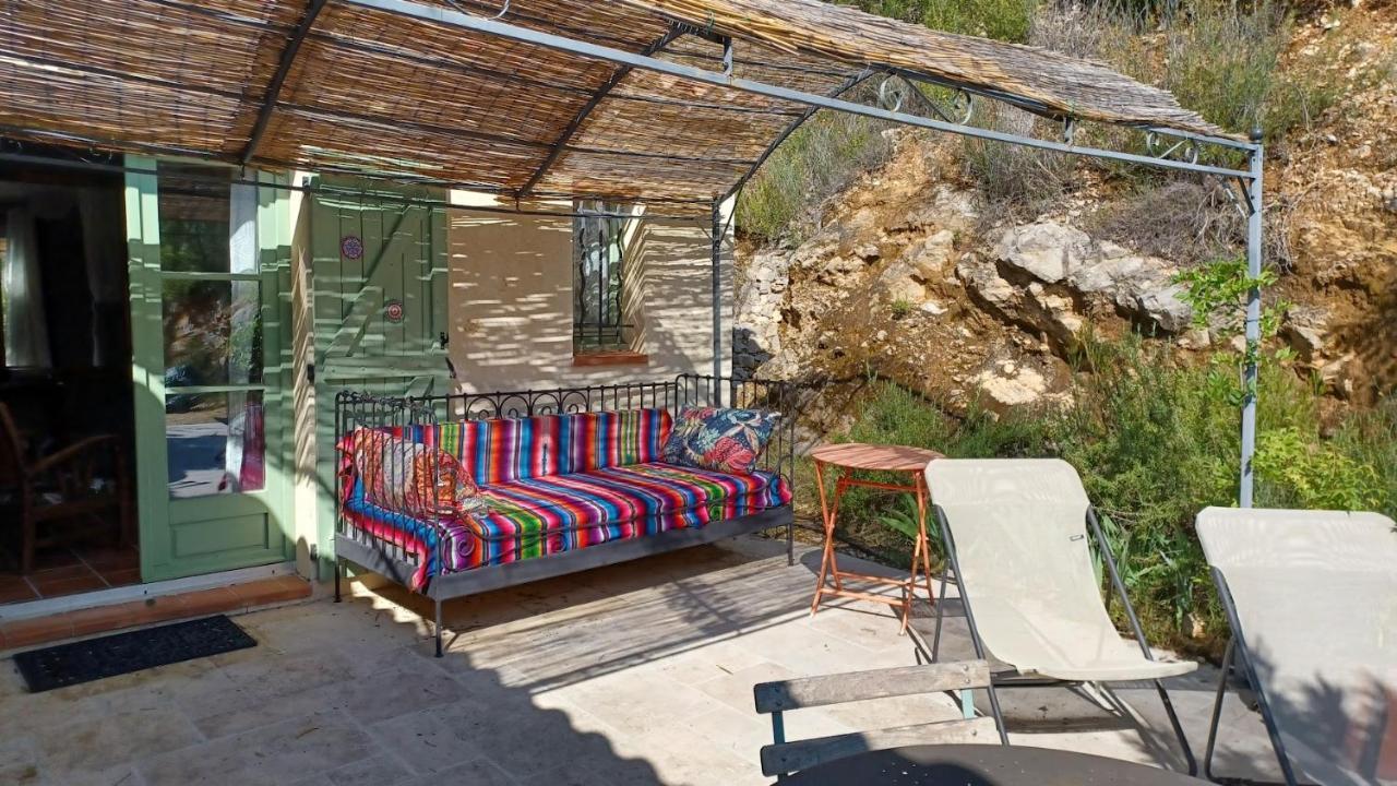 Une Chambre En Provence Correns Exterior photo